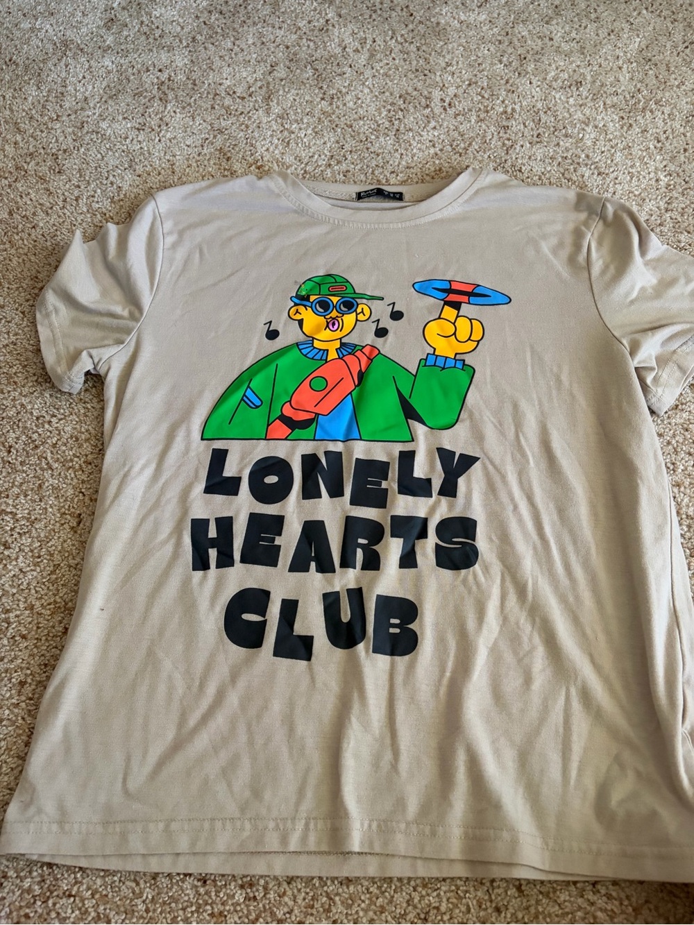 ROMWE Beige Graphic Tee with Green & Yellow Accents